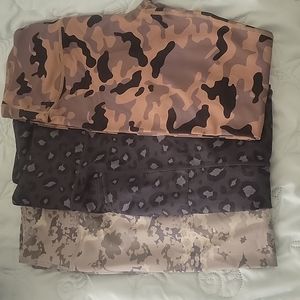 Lot of 3 Print Leggings